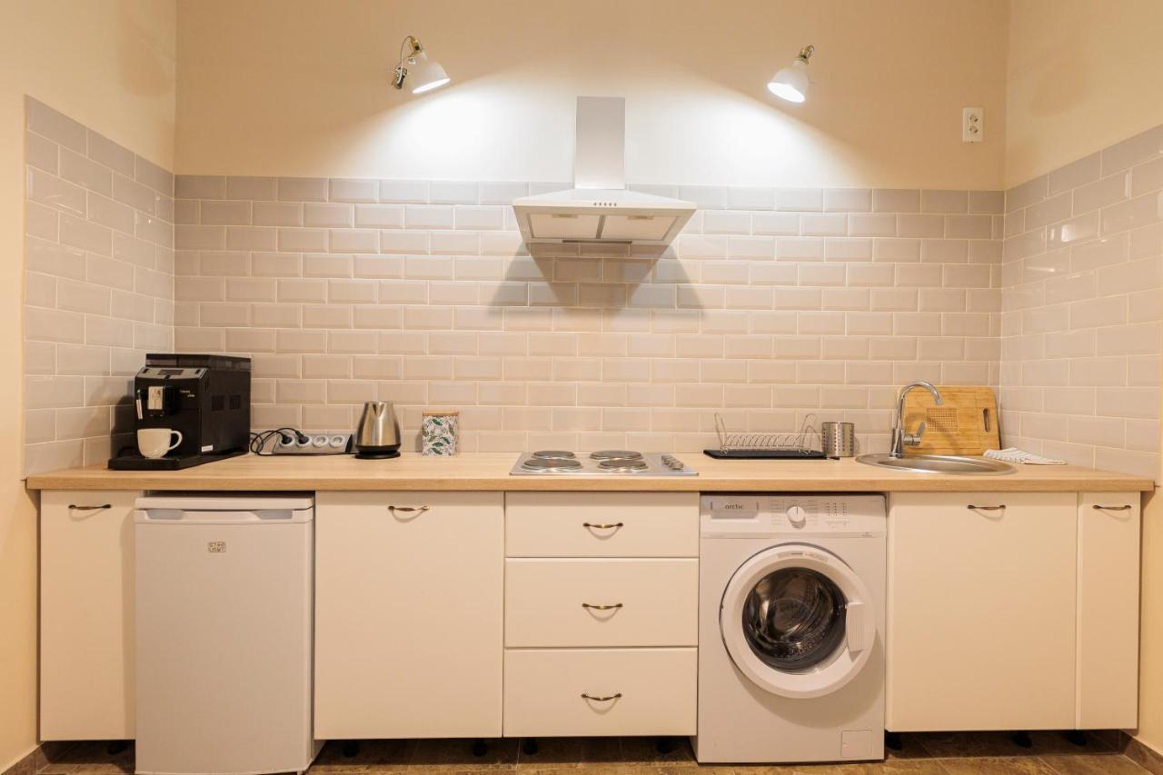 Cozy Apartment In The Historical City Center تيميشورا المظهر الخارجي الصورة